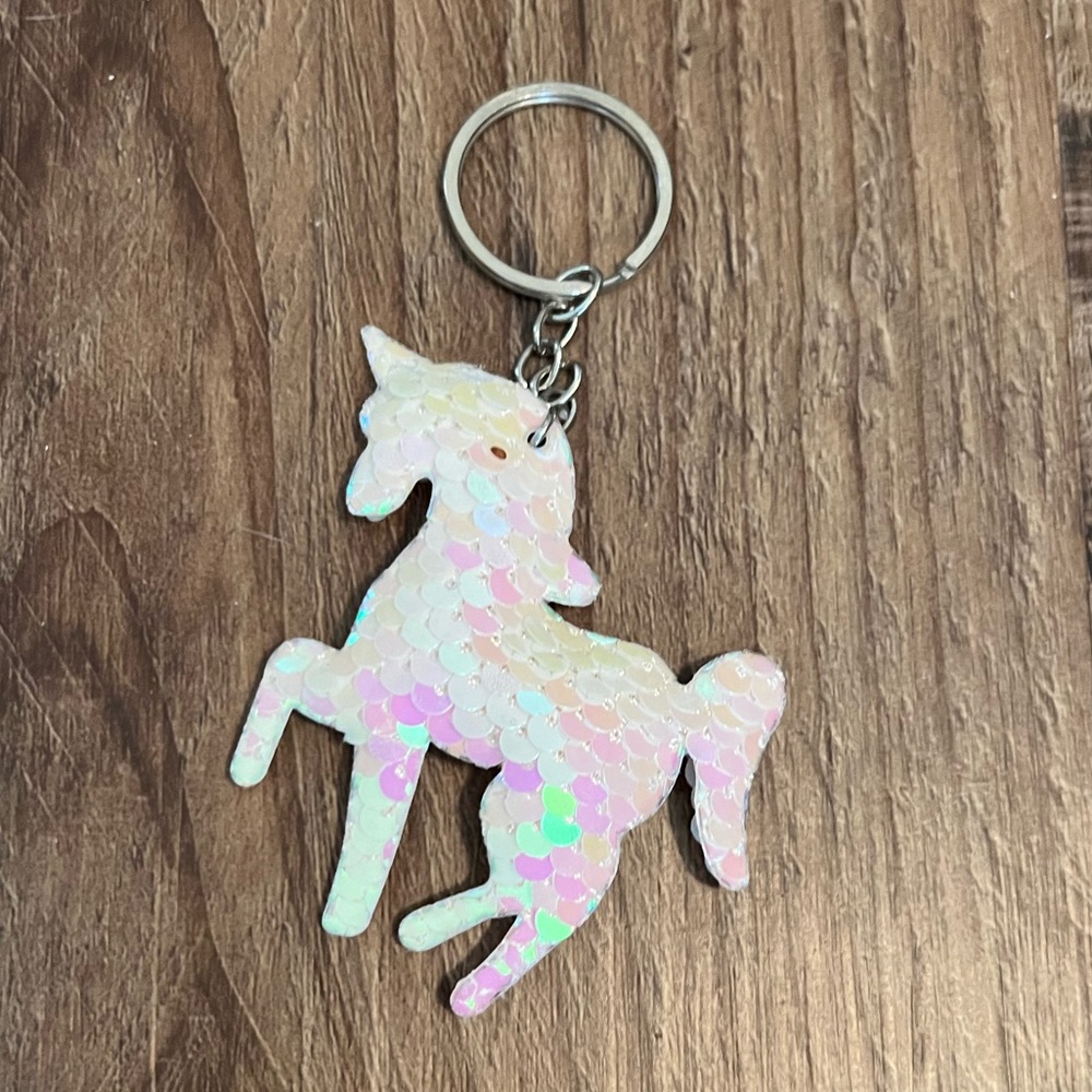 💛 Sequin unicorn key chain